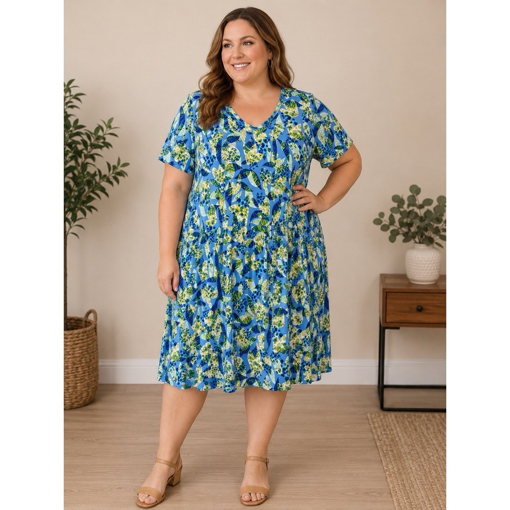 LOGO by Lori Goldstein Stretchy Crew-Neck Printed Dress Size 1X Blue Cottagecore